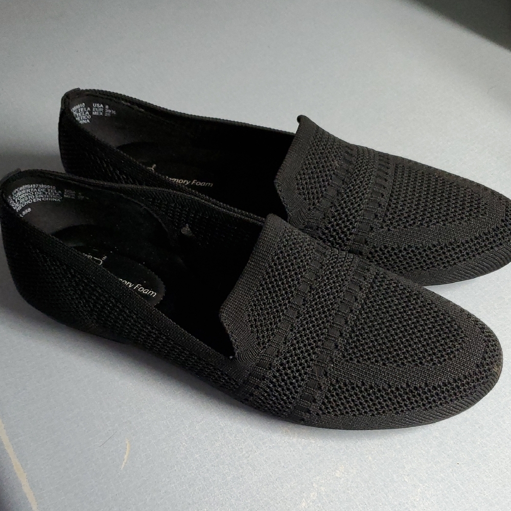 Time and Tru Black Memory Foam Slip-On Loafers